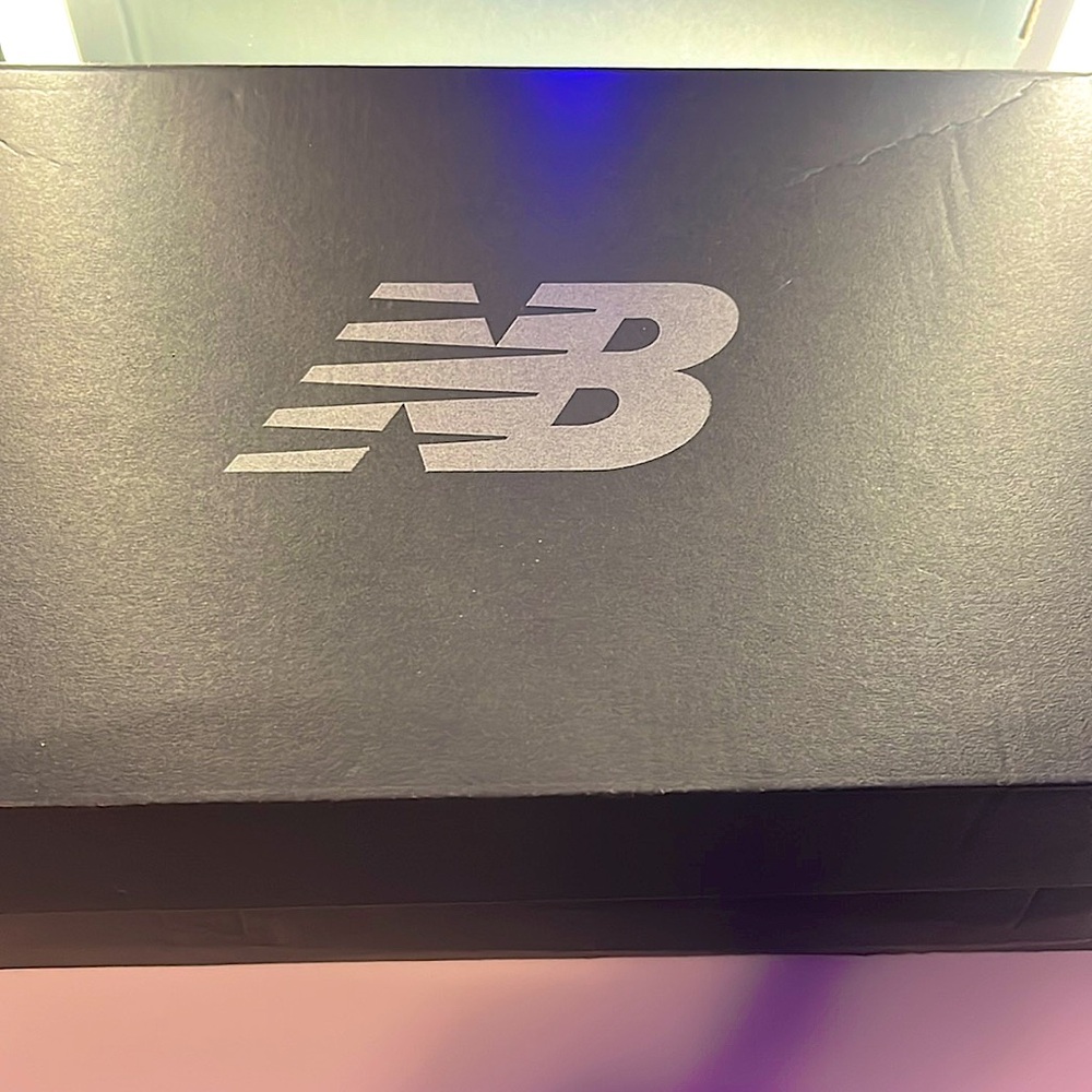 BRAND NEW NEVER WORN 
New Balances 574
Never worn they just don’t fit!